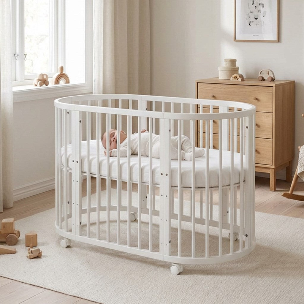 Gyermek növekedő 3-az-1-ben ovális kiságy + matrac New Baby fehér
